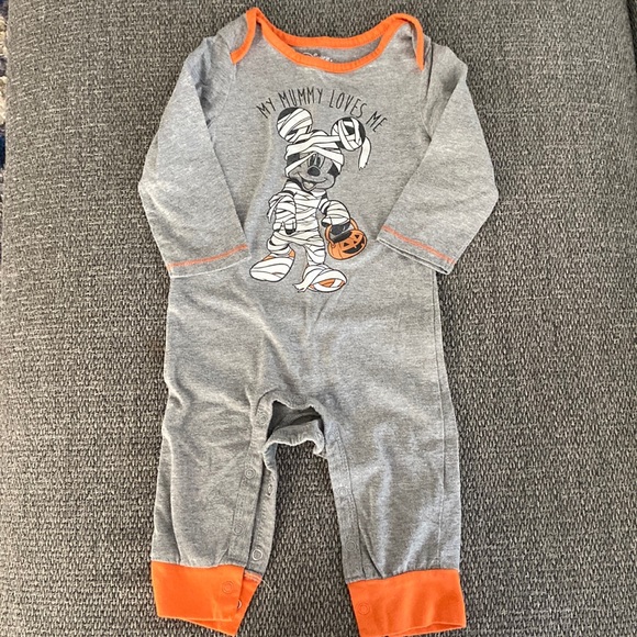 Disney Other - Disney Halloween romper